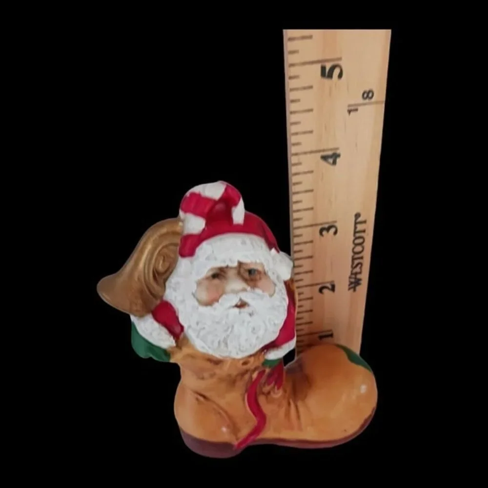 Vtg old brown boot with santa 